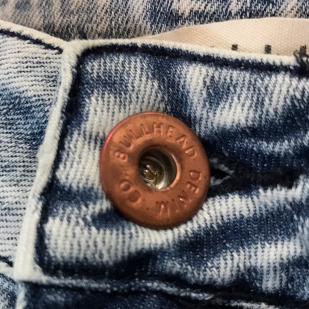 Bullhead Jeans - Picture 7 of 7